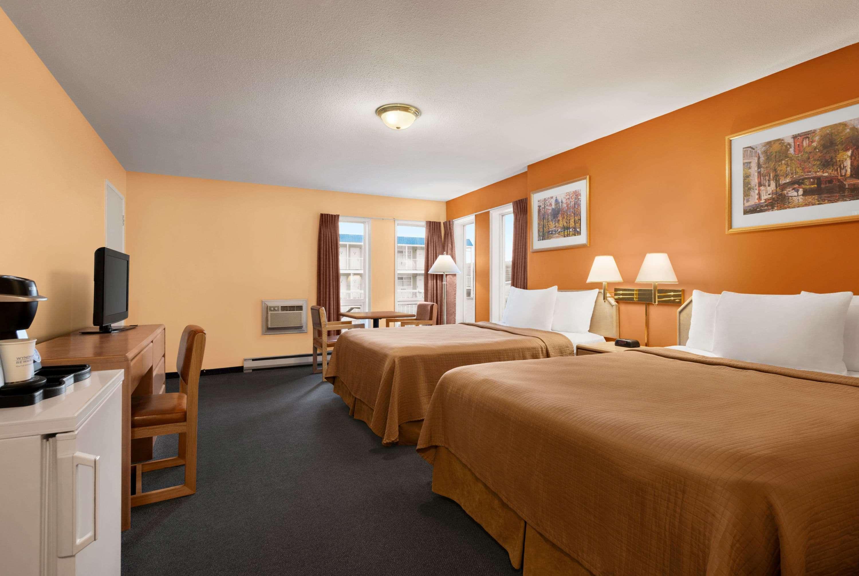 Travelodge by Wyndham Quesnel BC Eksteriør billede